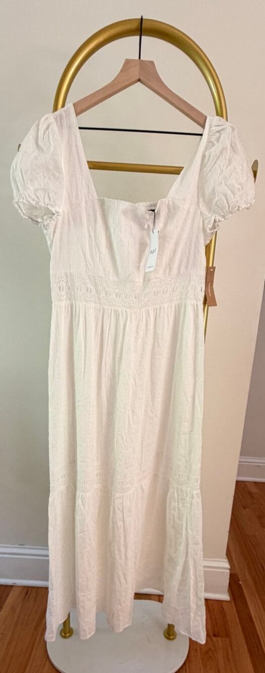 Few Moda NEW o.p.t NEW Dress Size 10- Small Flaw